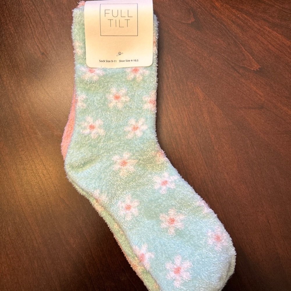 Full tilt fuzzy kids socks